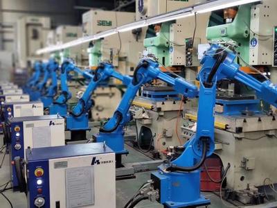 國產機器人巨頭崛起 破冰海外技術封鎖，自主創(chuàng)新鑄就核心壁壘